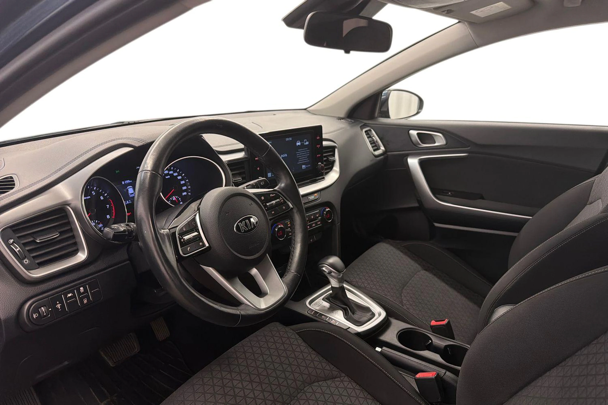 Sininen Kia Ceed 2020 kuva 6.