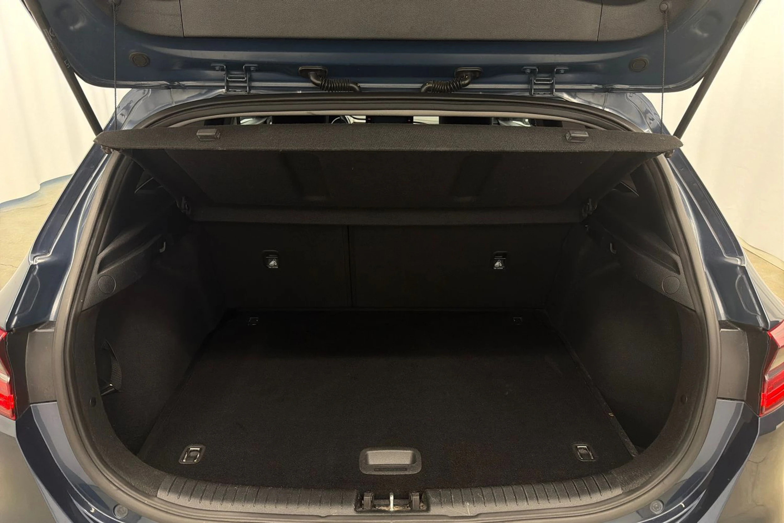 Sininen Kia Ceed 2020 kuva 11.