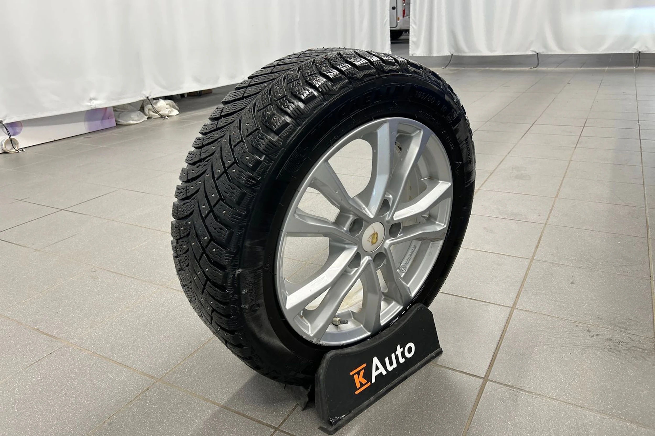 sininen Kia Ceed 2019 kuva 14.