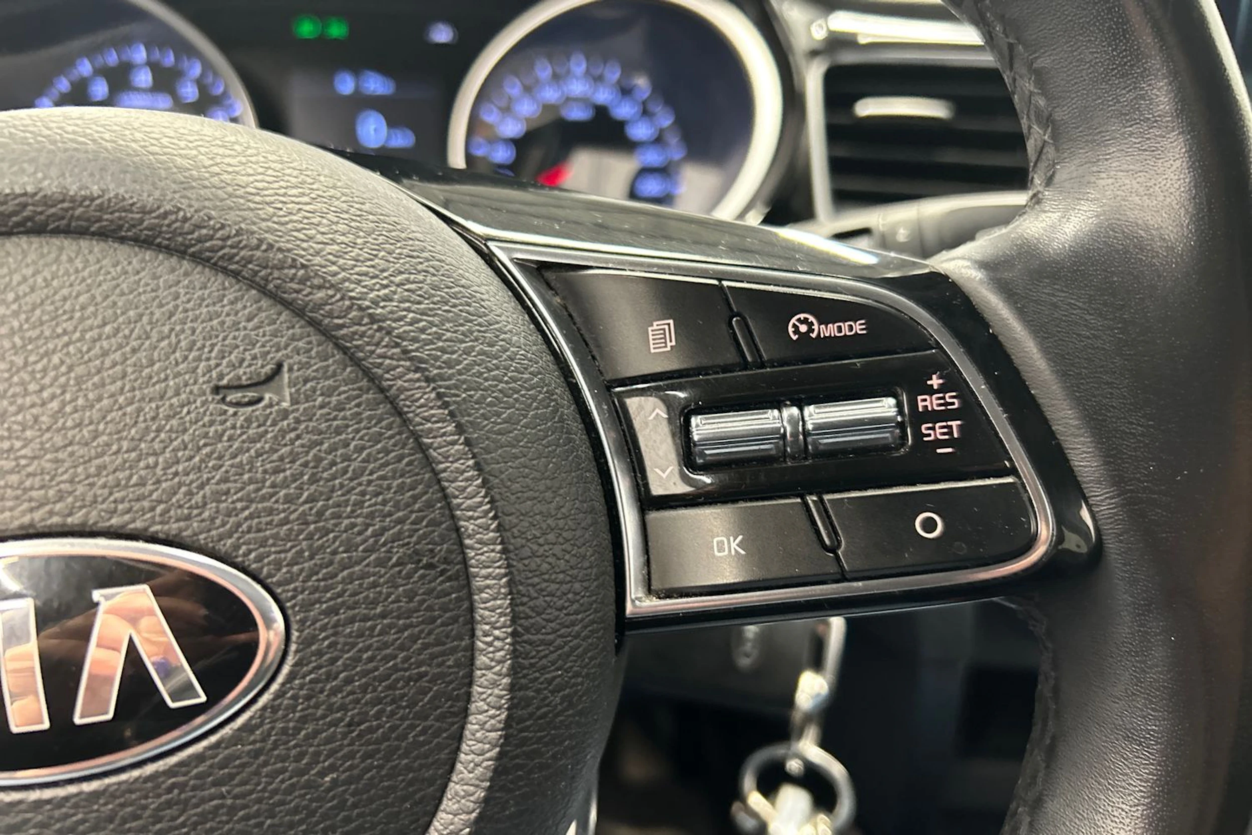sininen Kia Ceed 2019 kuva 17.