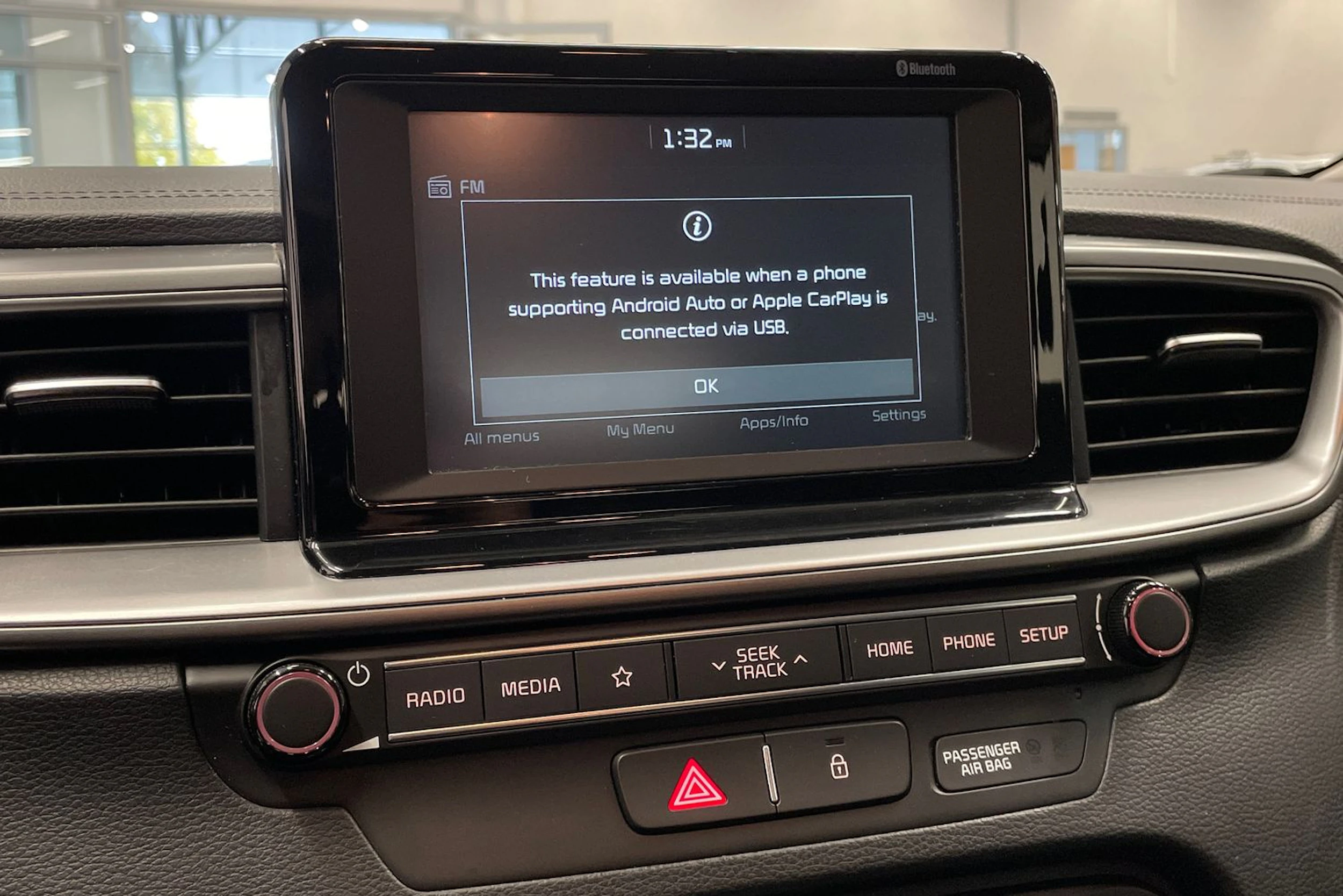 Punainen Kia Ceed 2019 kuva 18.