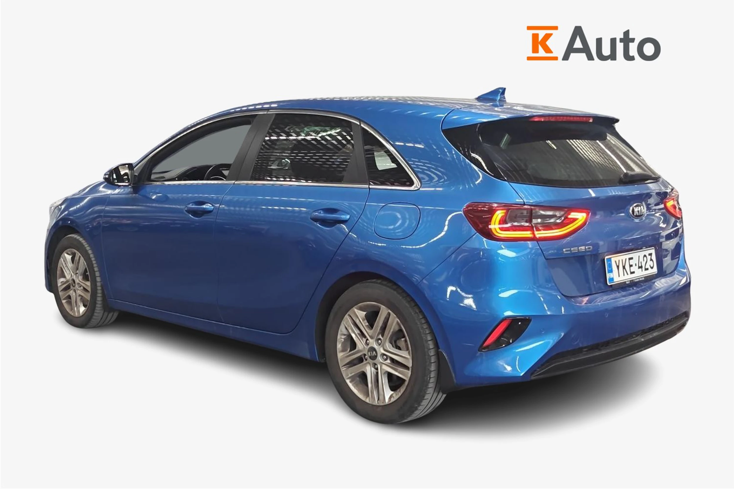 met. sininen Kia Ceed 2019 kuva 2.