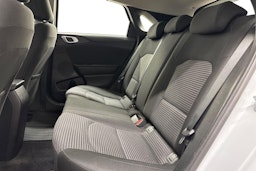 valkoinen Kia Ceed 2020 kuva 10.