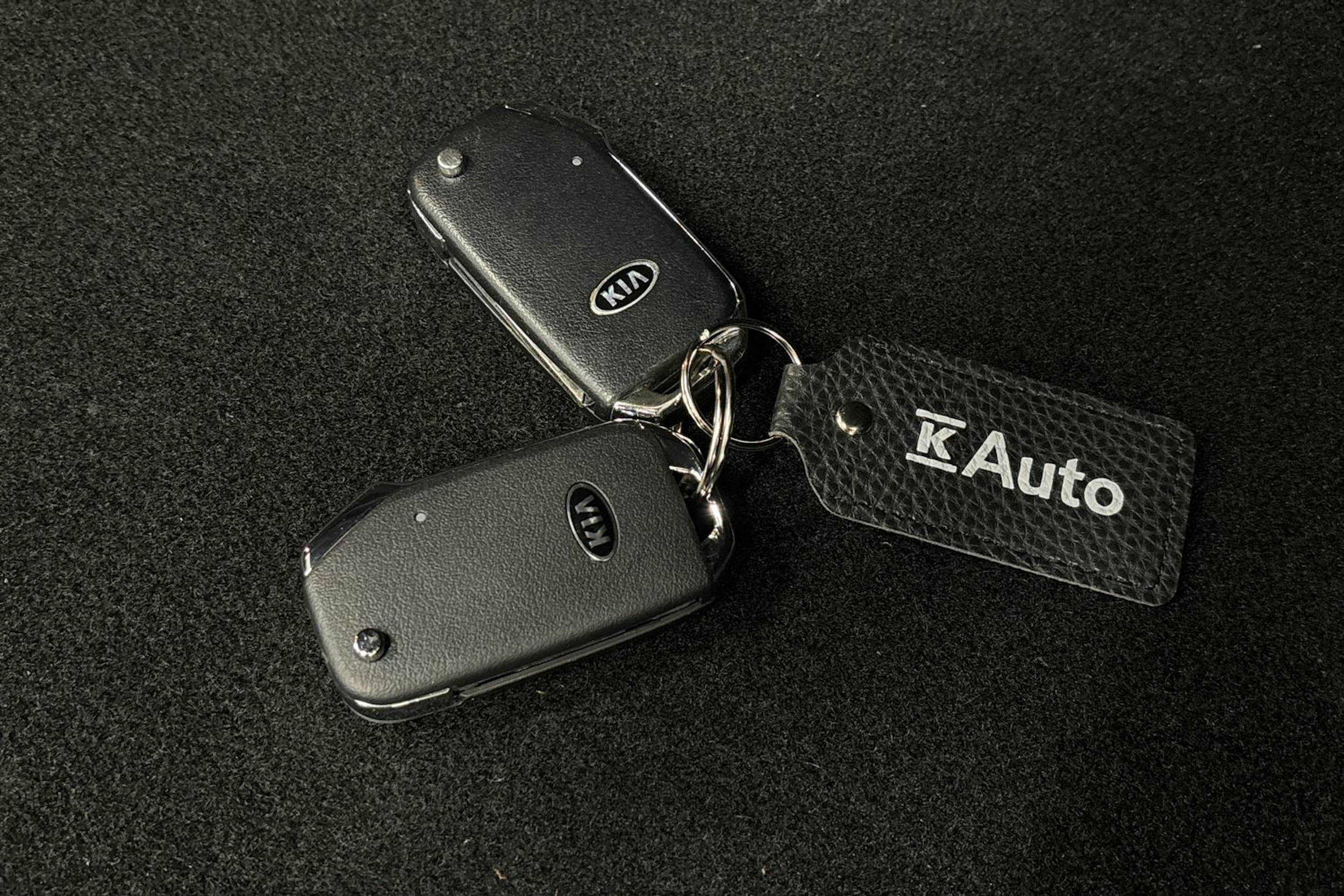 valkoinen Kia Ceed 2020 kuva 23.