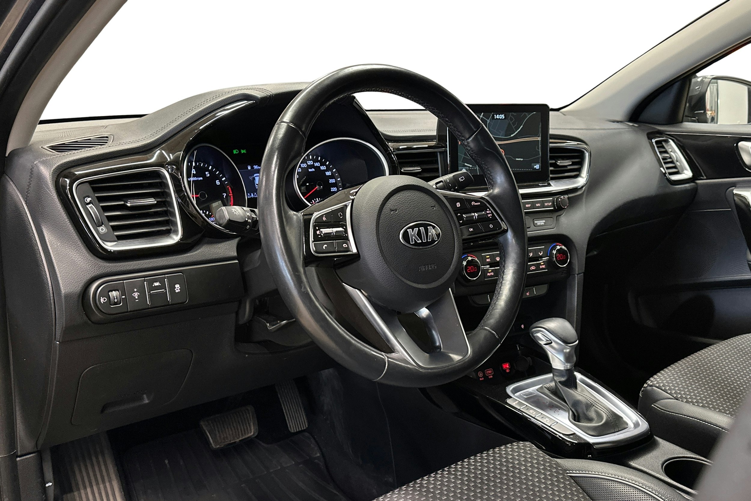 harmaa Kia Ceed 2020 kuva 7.
