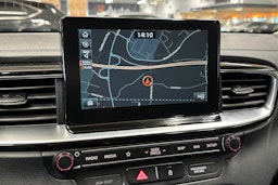 harmaa Kia Ceed 2020 kuva 18.