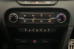 harmaa Kia Ceed 2020 kuva 24.