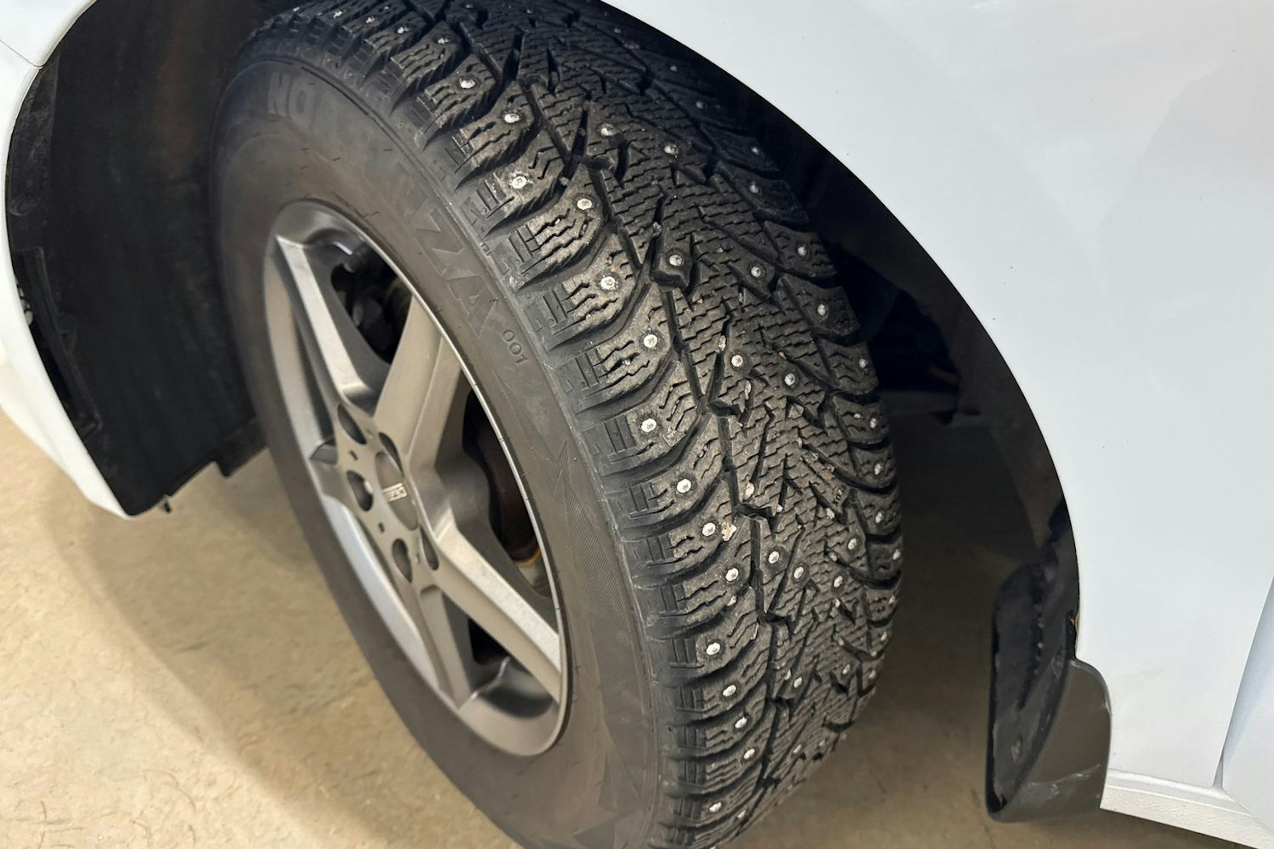 valkoinen Kia Ceed 2021 kuva 10.