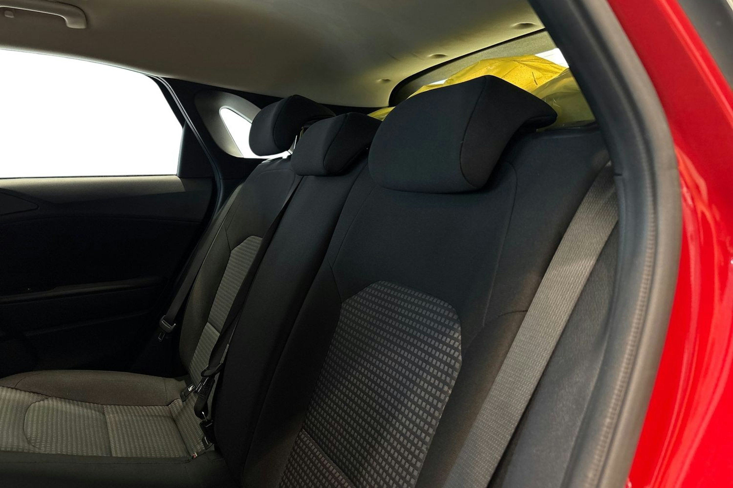 Punainen Kia ceed 2021 kuva 10.