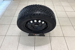 Punainen Kia ceed 2021 kuva 13.