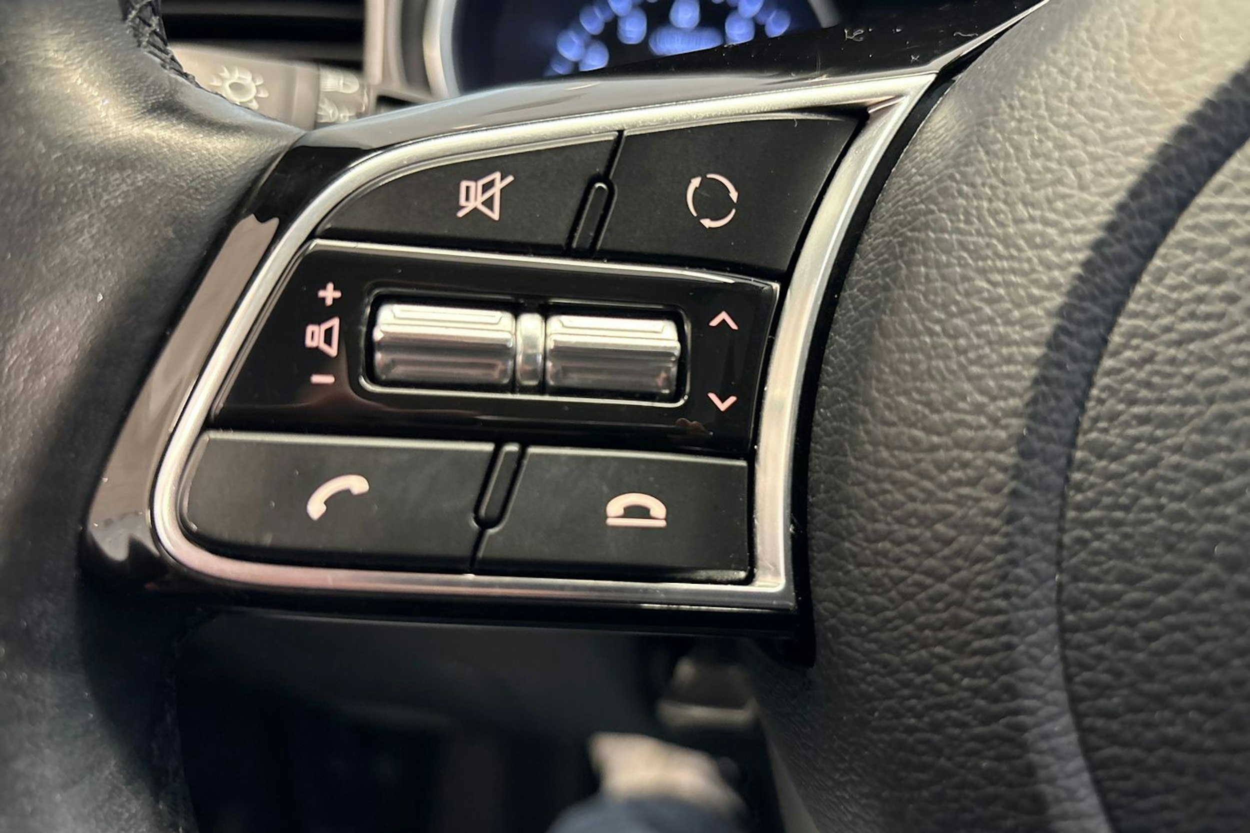 Punainen Kia ceed 2021 kuva 15.