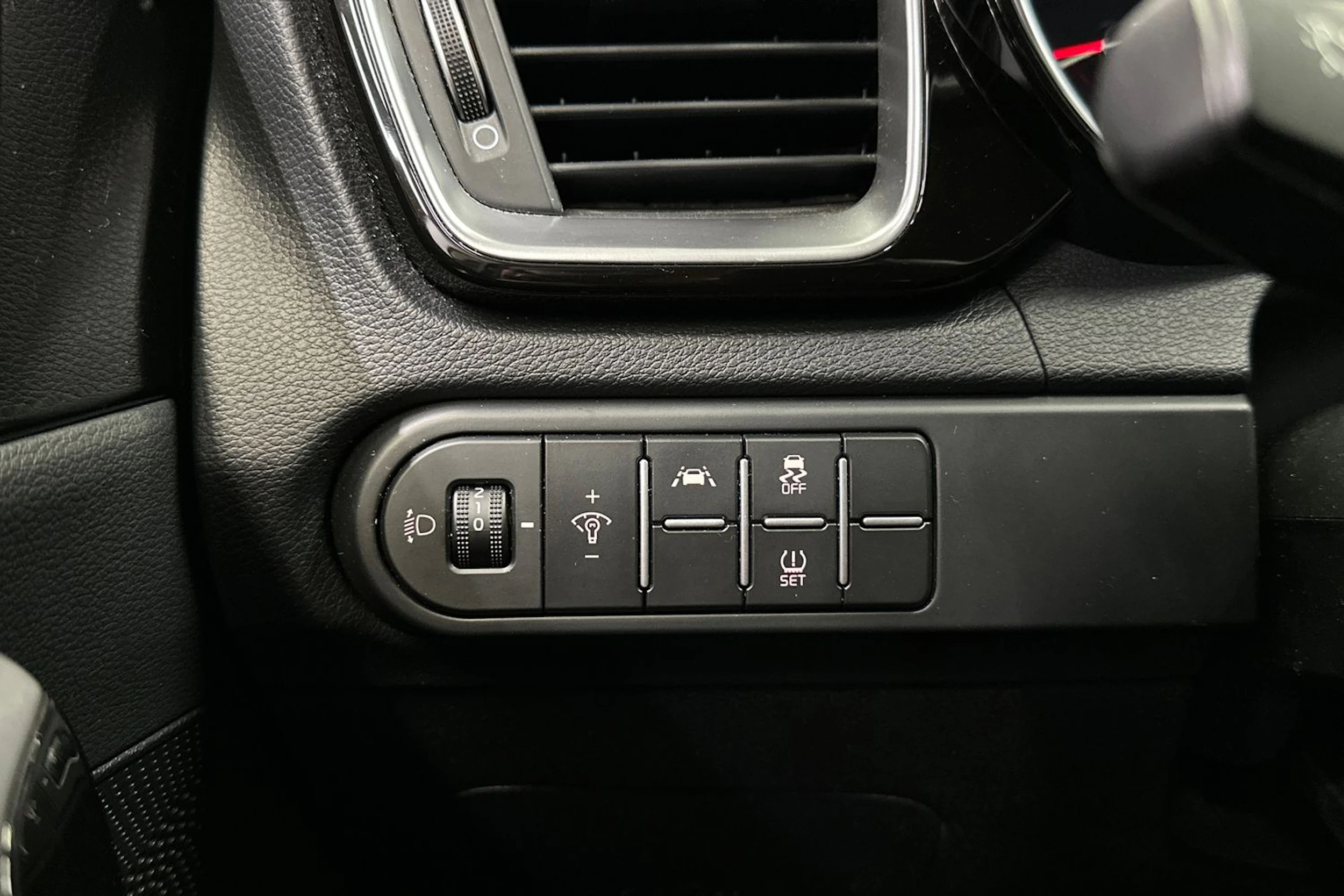 harmaa Kia Ceed 2021 kuva 26.