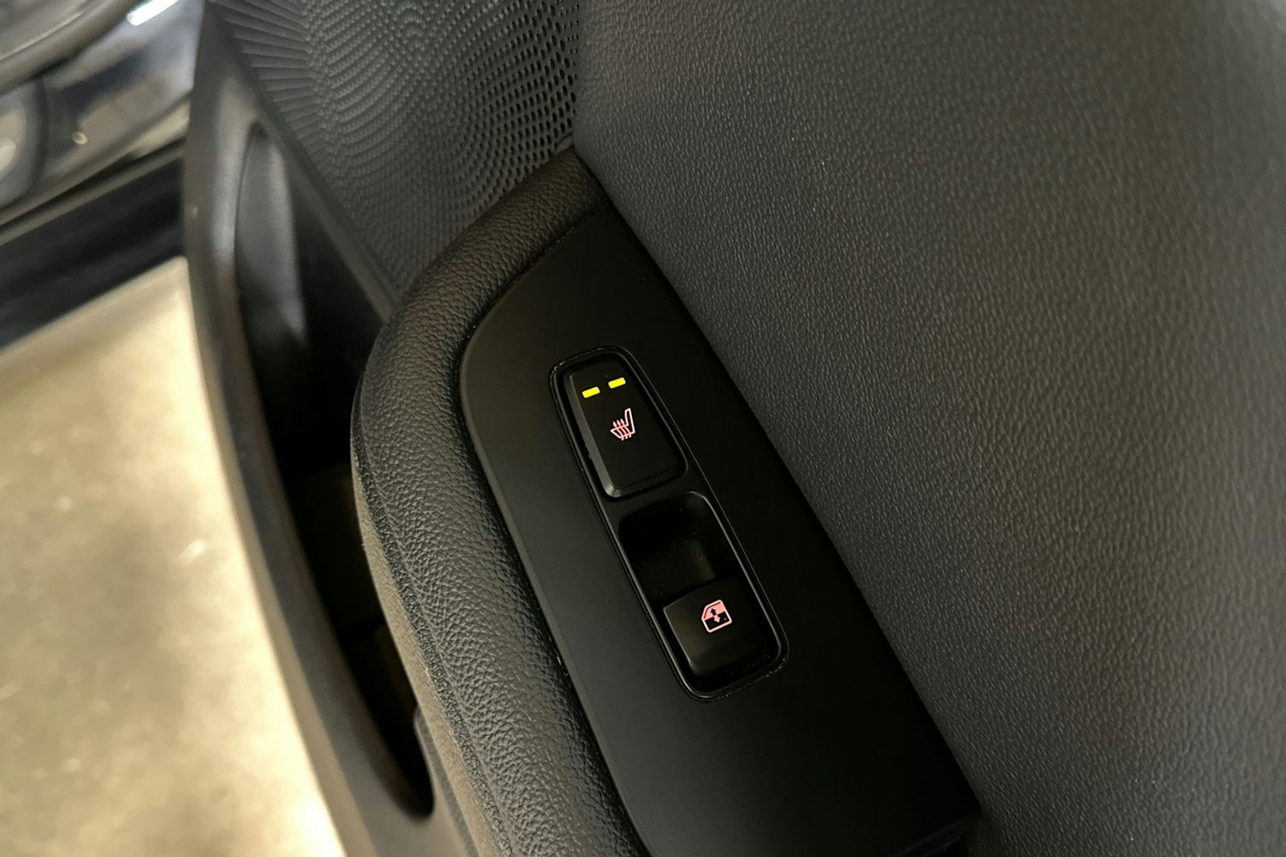 musta Kia Ceed 2021 kuva 15.