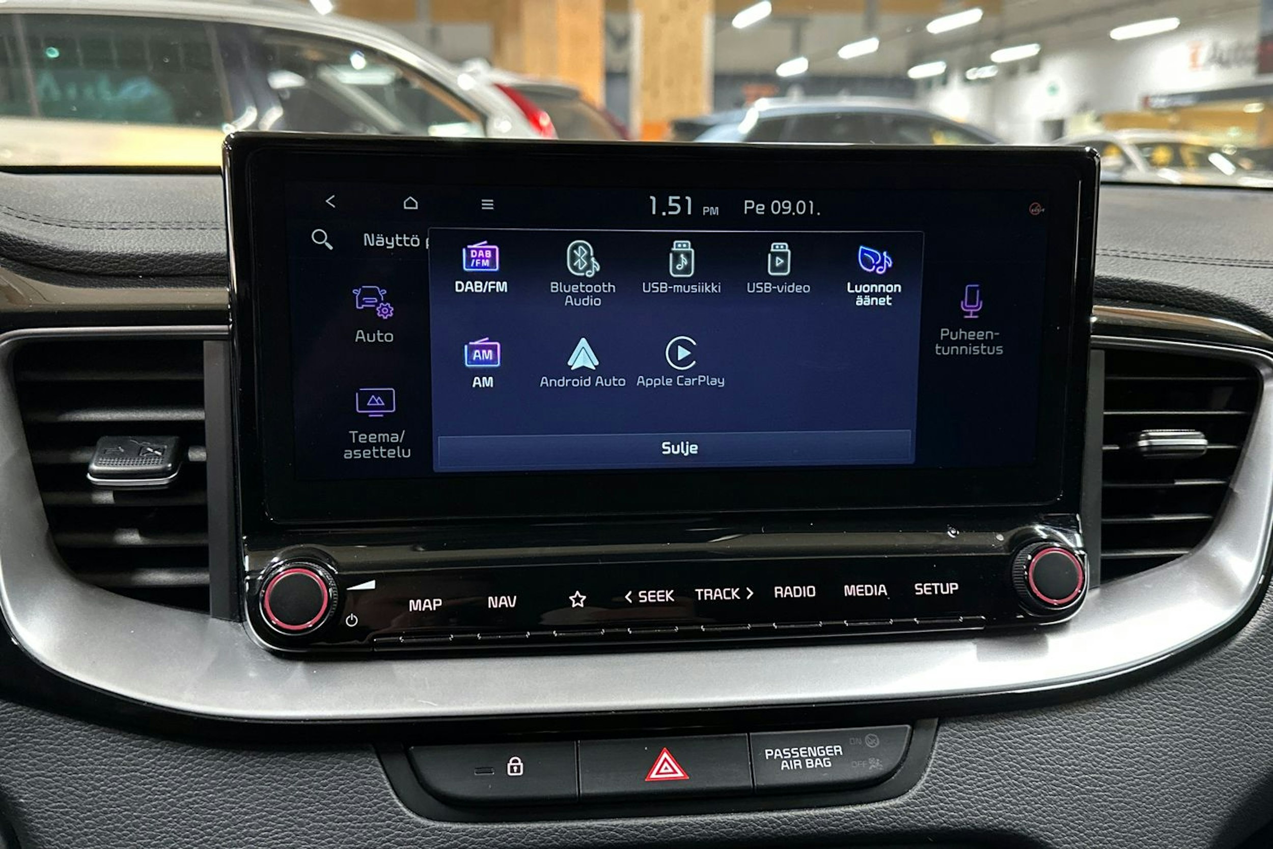 musta Kia Ceed 2021 kuva 19.