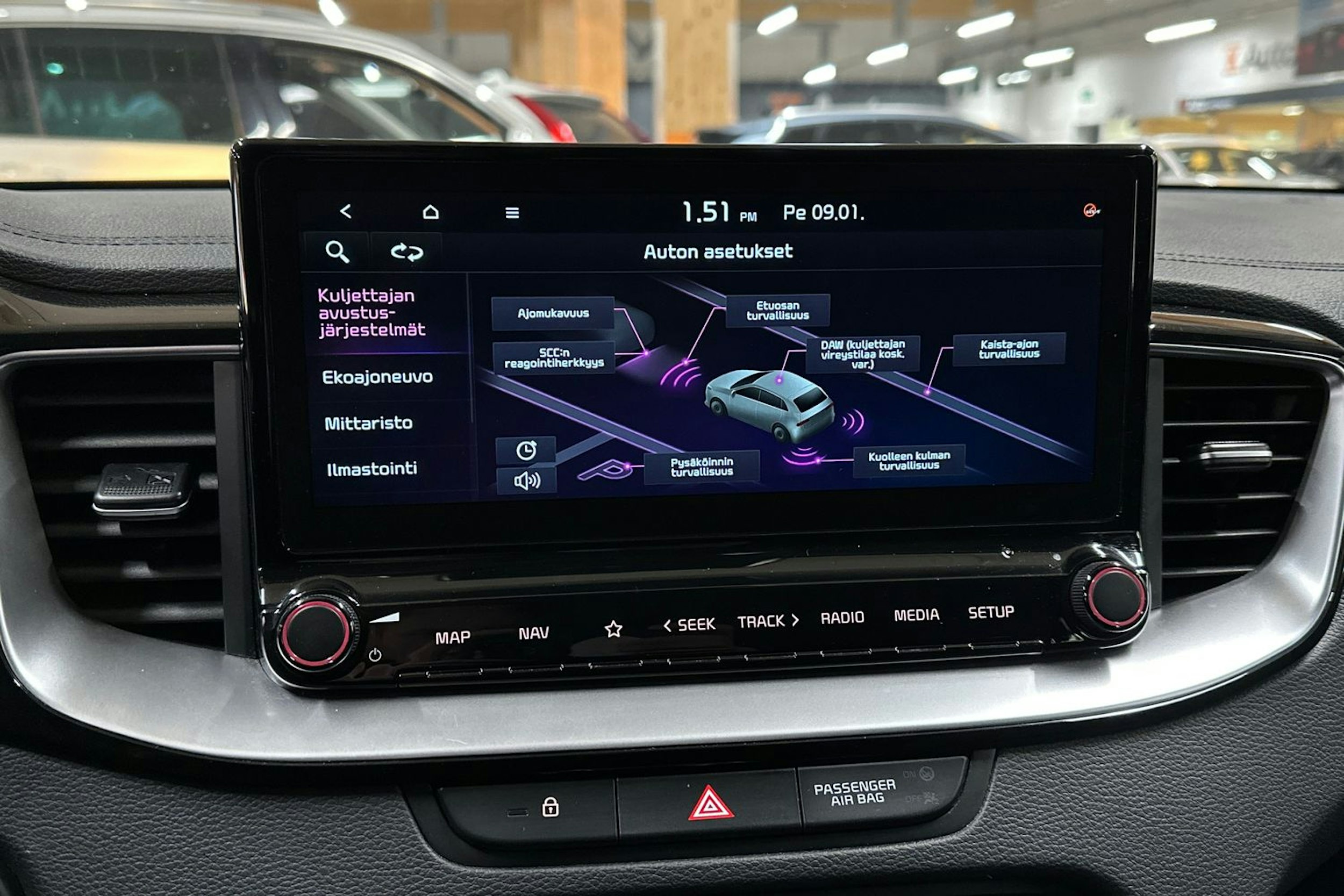 musta Kia Ceed 2021 kuva 20.