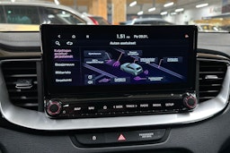 musta Kia Ceed 2021 kuva 20.