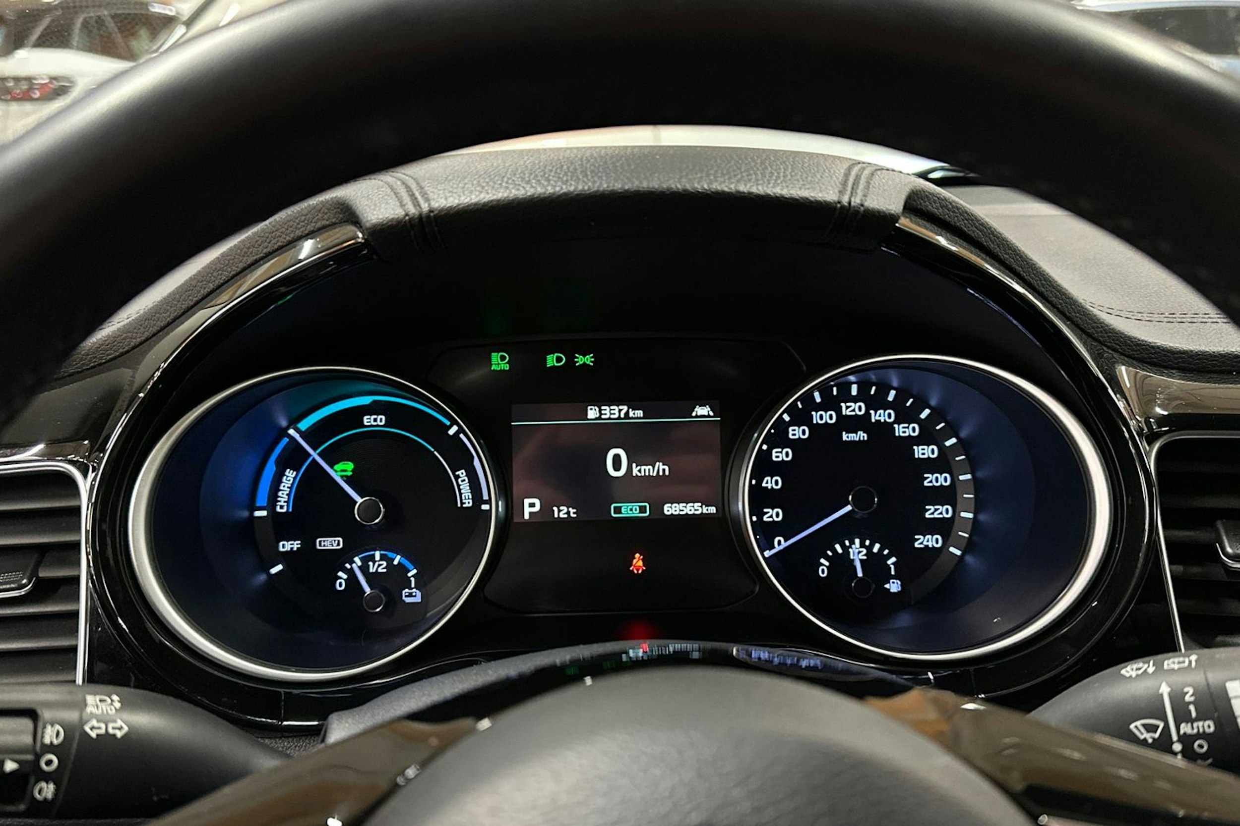 musta Kia Ceed 2021 kuva 25.