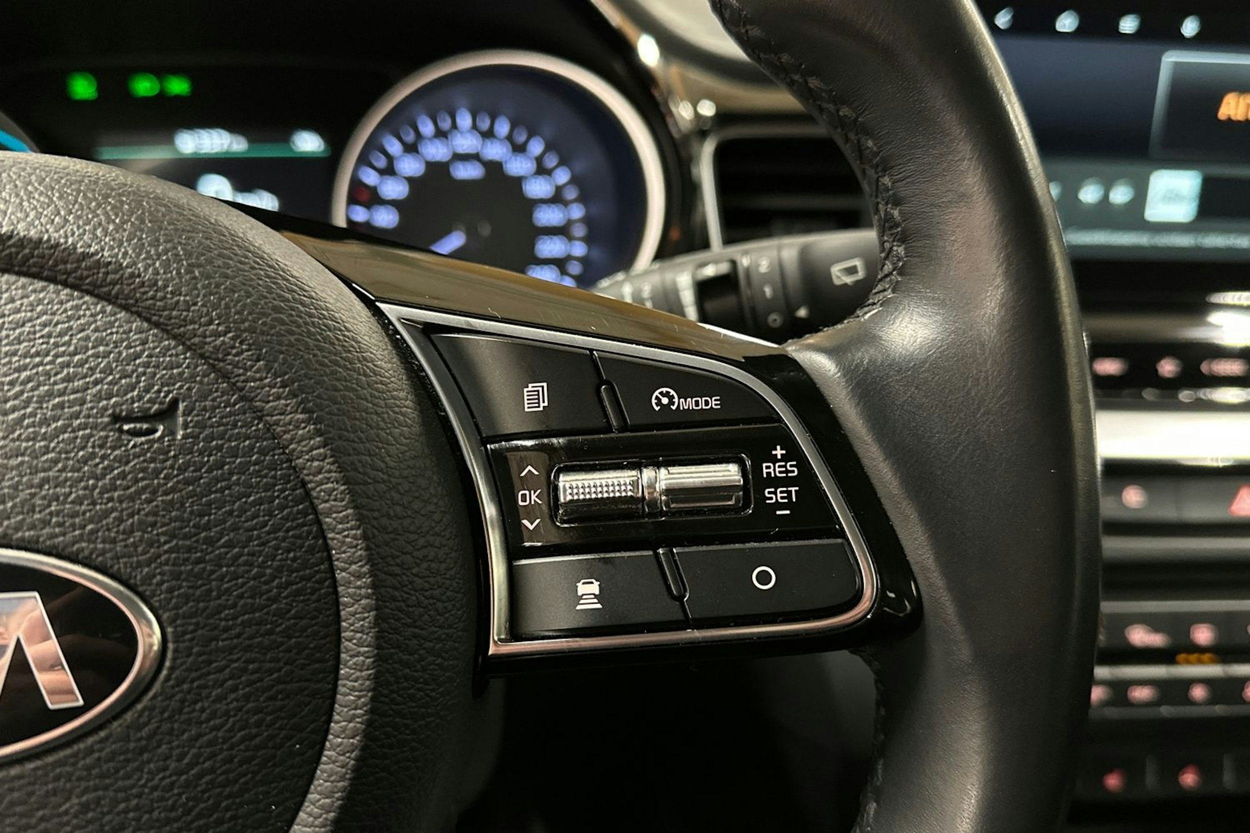 musta Kia Ceed 2021 kuva 27.