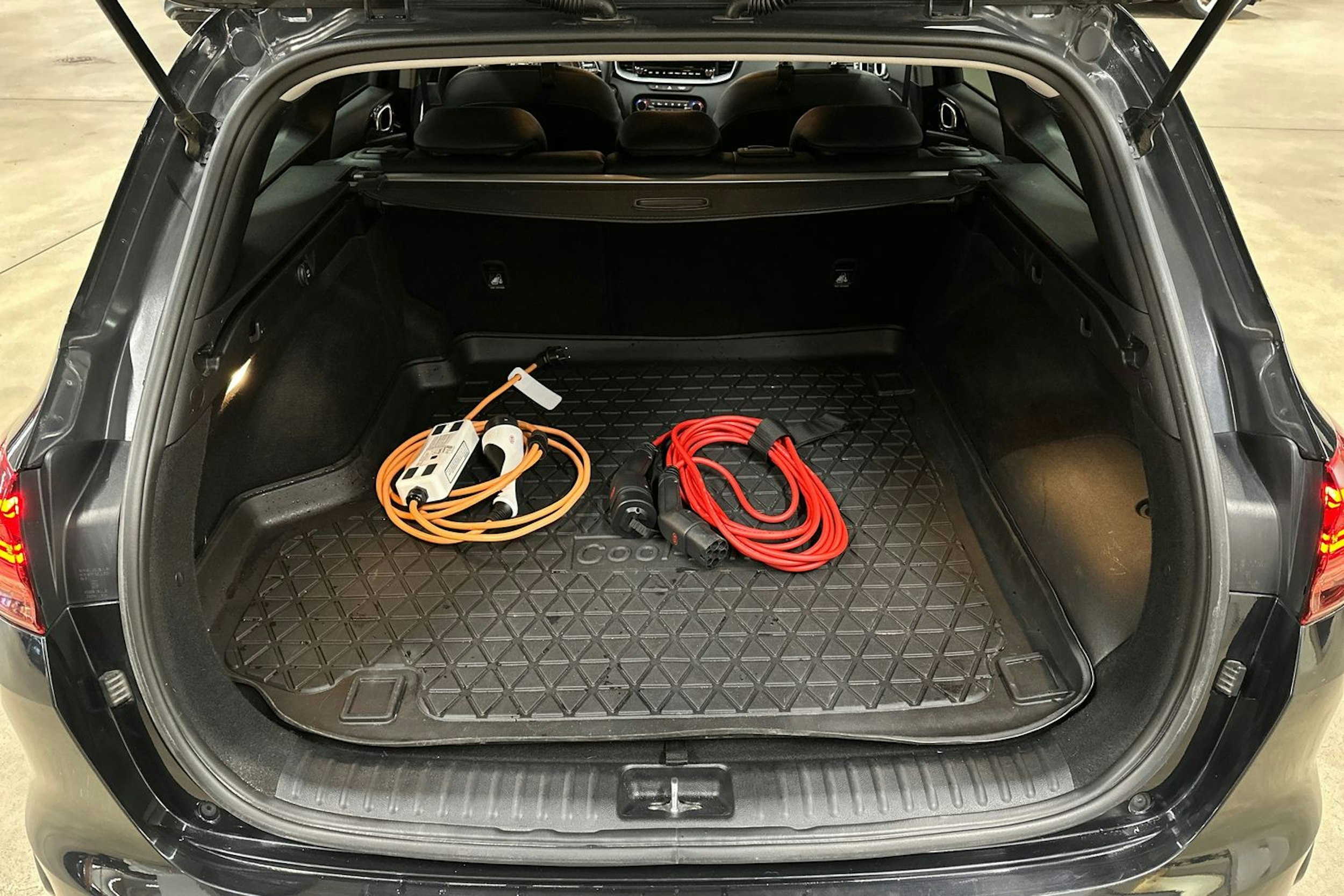 musta Kia Ceed 2021 kuva 30.