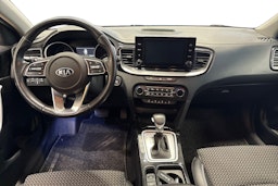 Musta Kia ceed 2021 kuva 9.