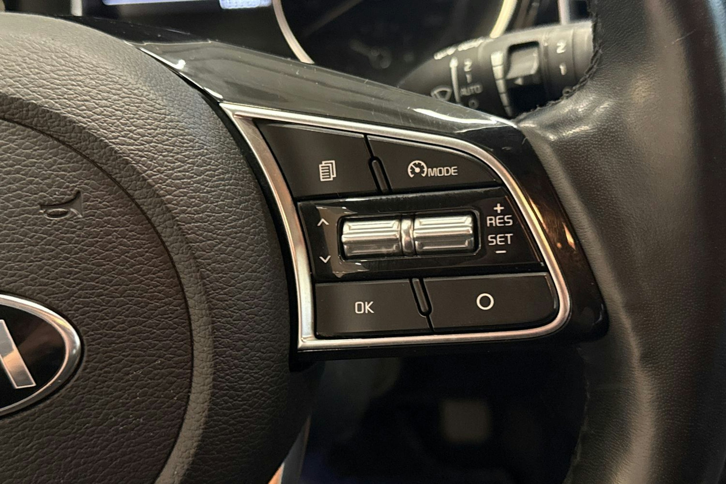 Musta Kia ceed 2021 kuva 16.