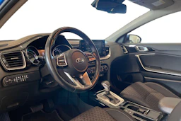 sininen Kia Ceed 2021 kuva 6.