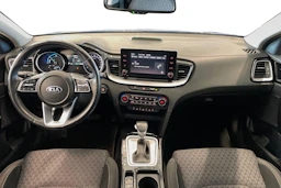 sininen Kia Ceed 2021 kuva 7.