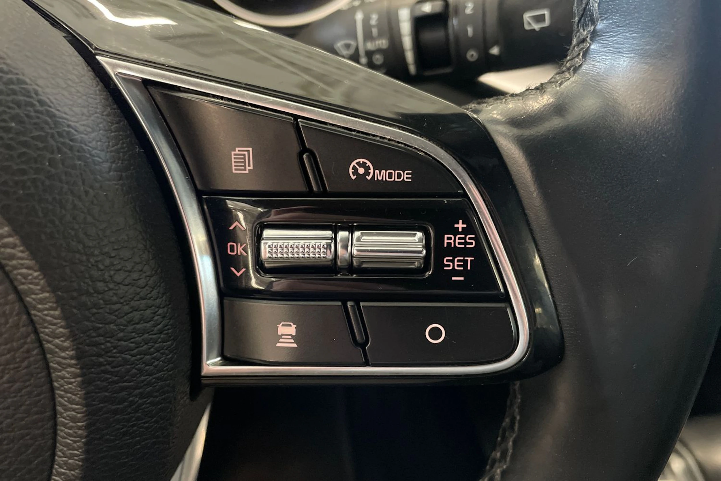 sininen Kia Ceed 2021 kuva 13.