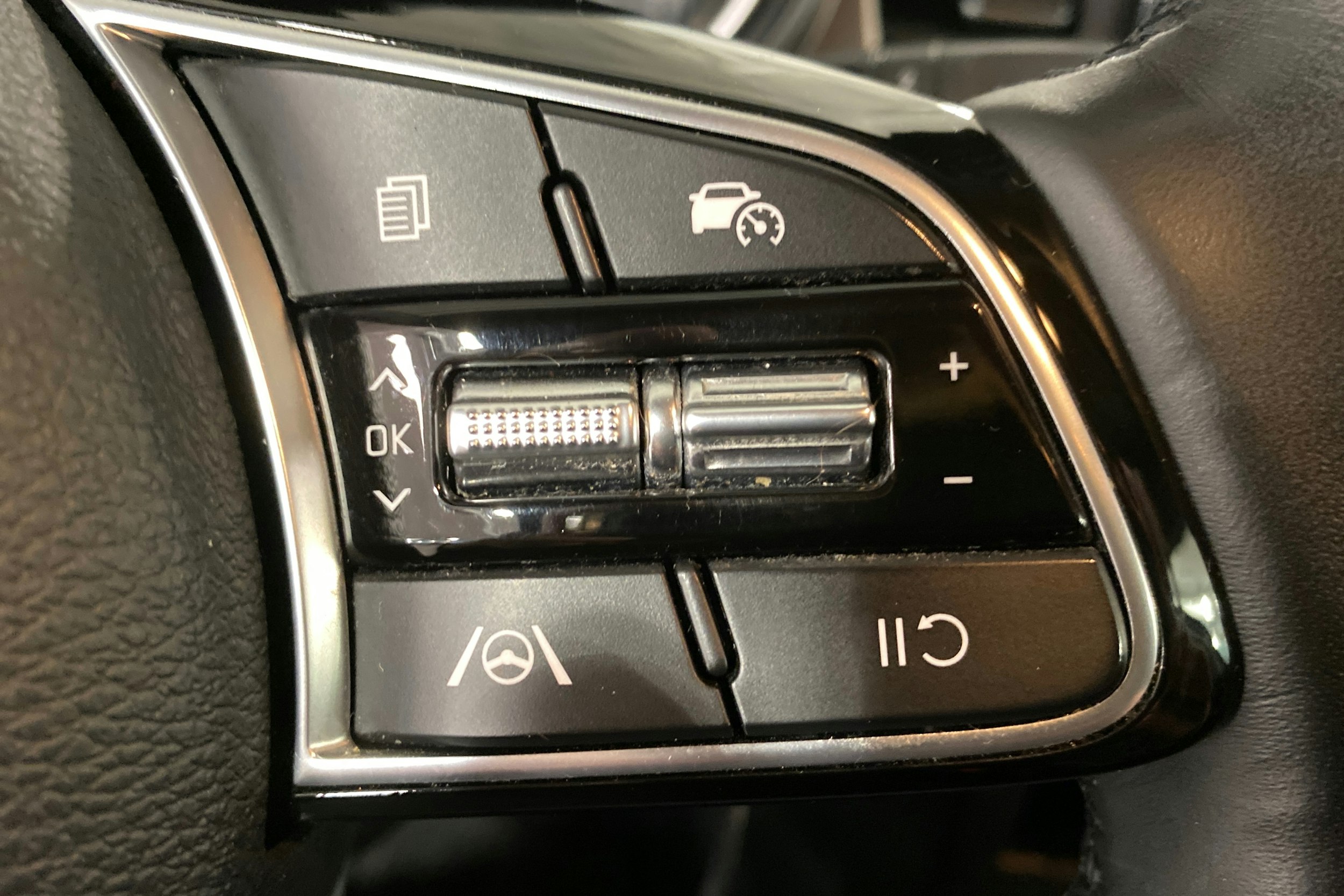 Hopea Kia ceed 2022 kuva 18.