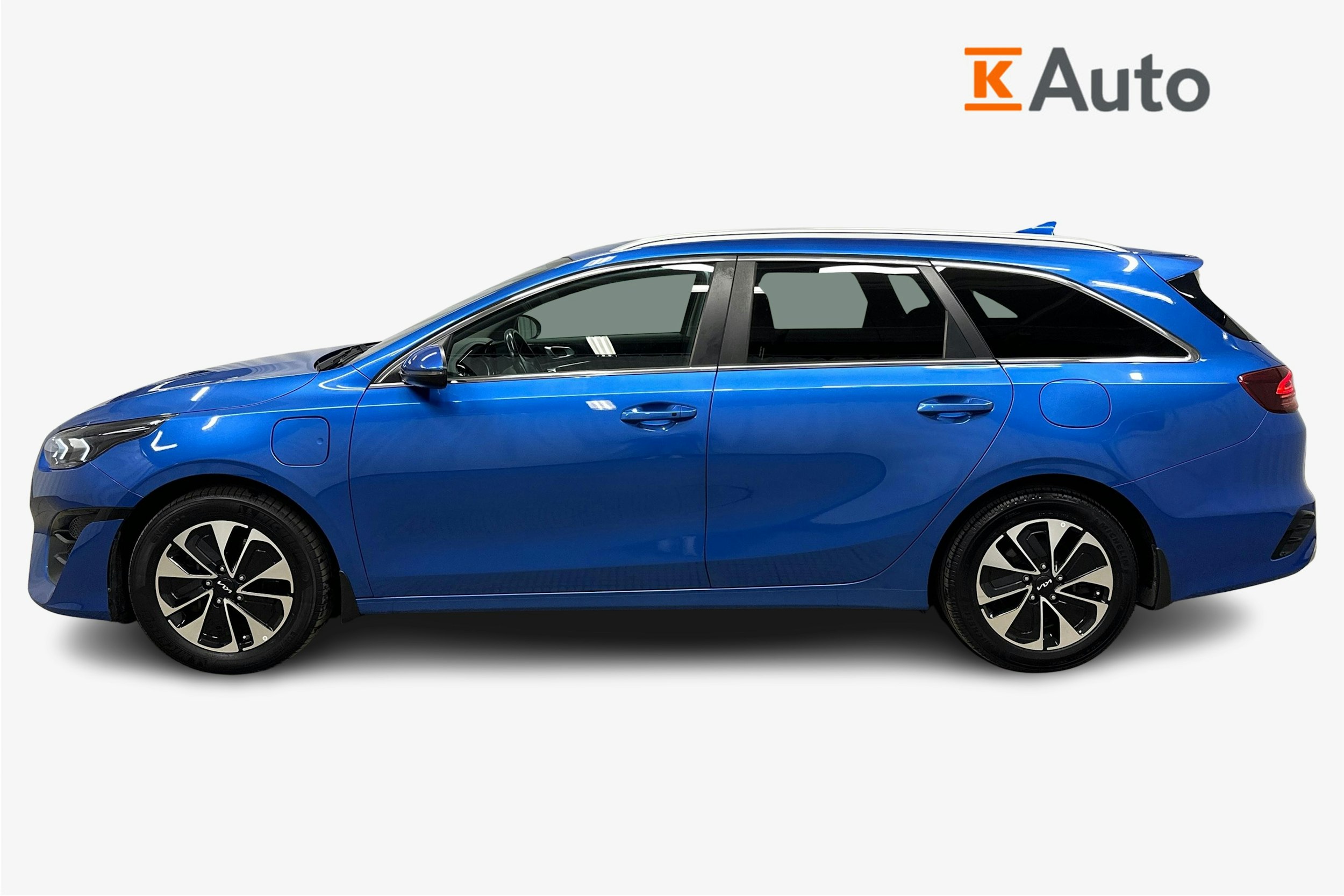 sininen Kia Ceed 2022 kuva 6.