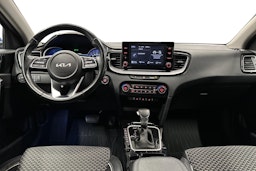 sininen Kia Ceed 2022 kuva 9.