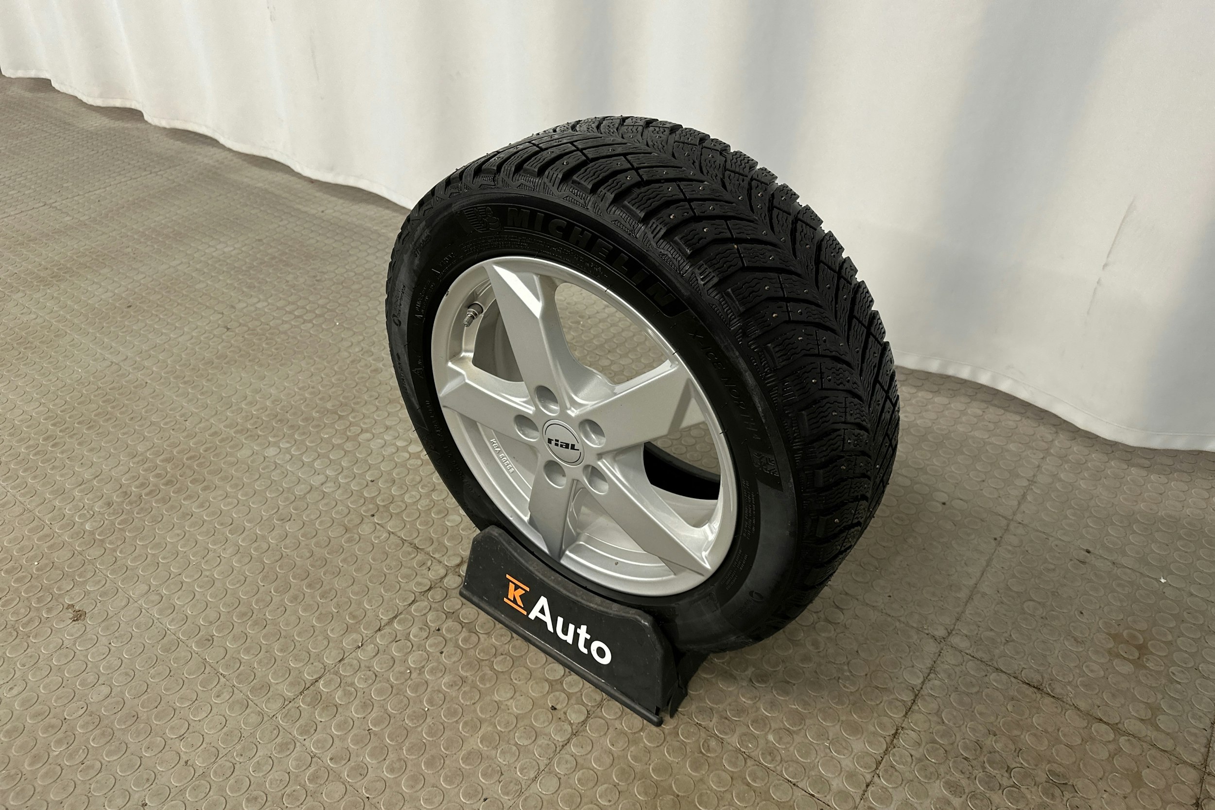 sininen Kia Ceed 2022 kuva 13.