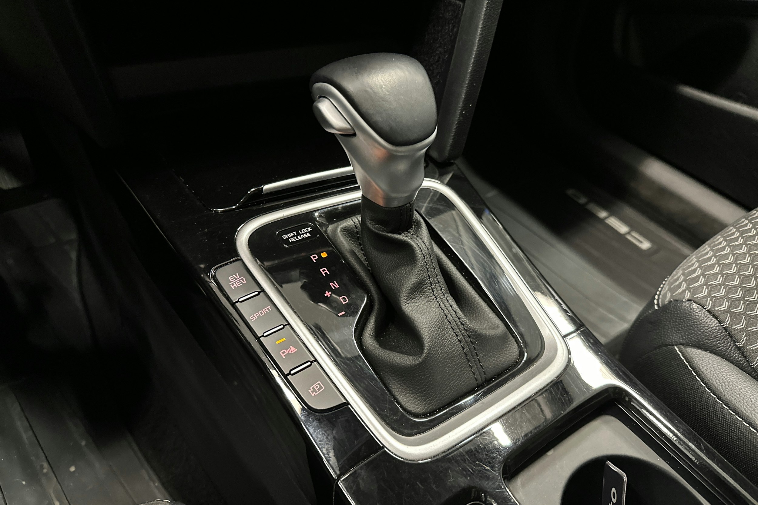 sininen Kia Ceed 2022 kuva 23.