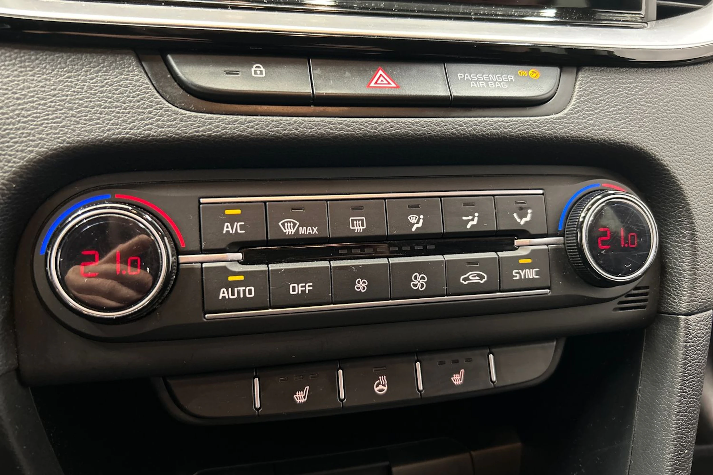 sininen Kia Ceed 2022 kuva 22.