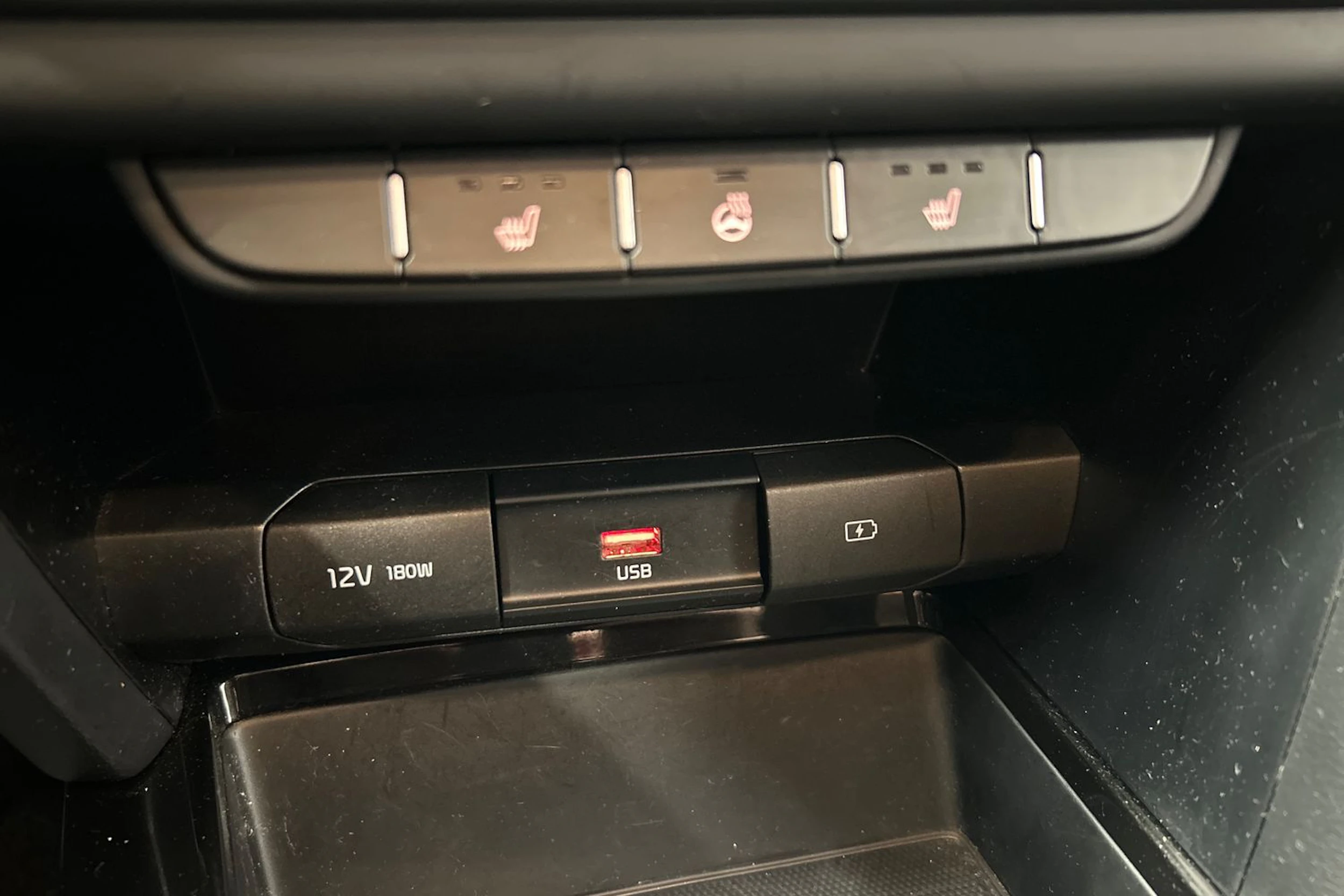 sininen Kia Ceed 2022 kuva 23.