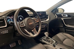 harmaa Kia Ceed 2022 kuva 6.