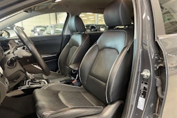 harmaa Kia Ceed 2022 kuva 11.