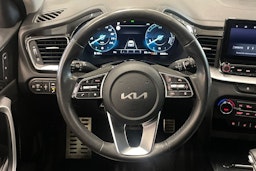 harmaa Kia Ceed 2022 kuva 13.