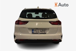 Valkoinen Kia ceed 2022 kuva 3.