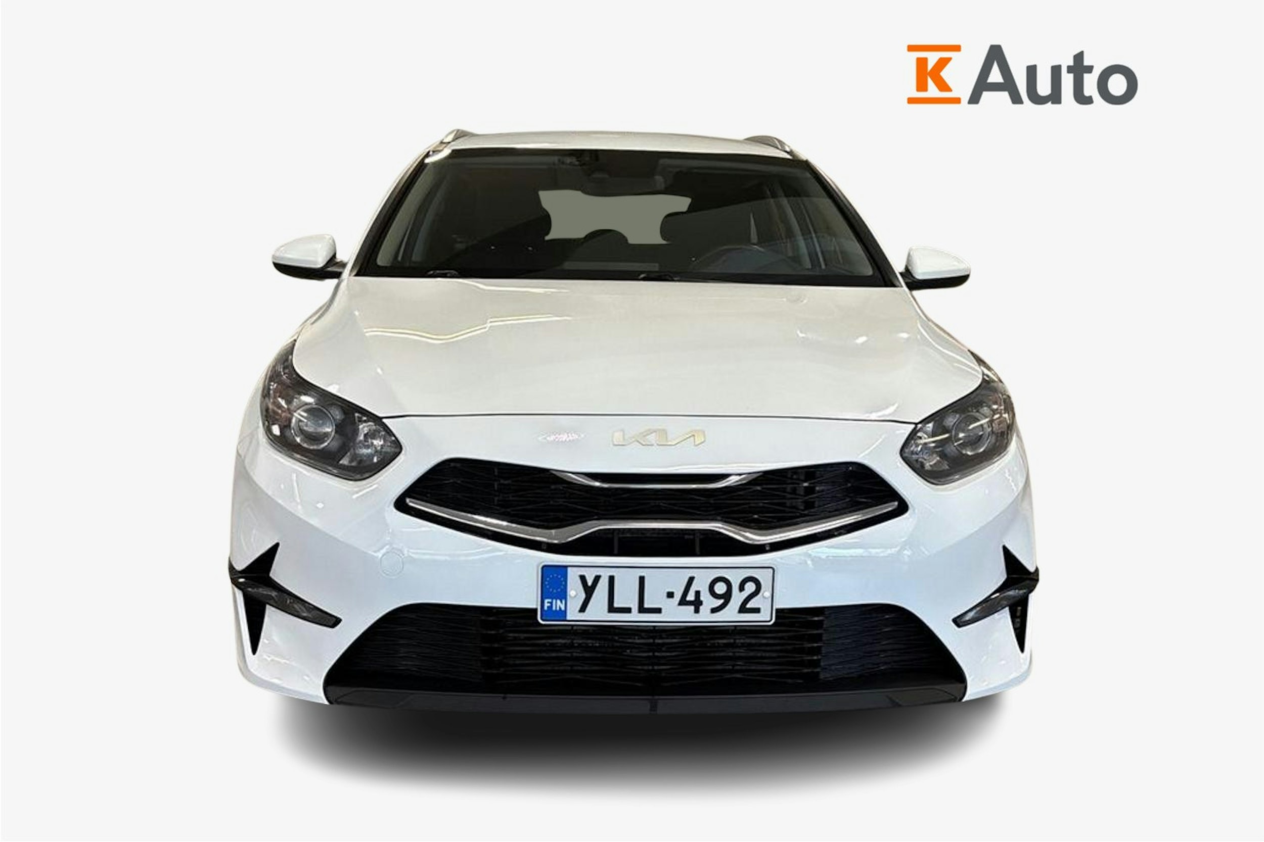 Valkoinen Kia ceed 2022 kuva 5.