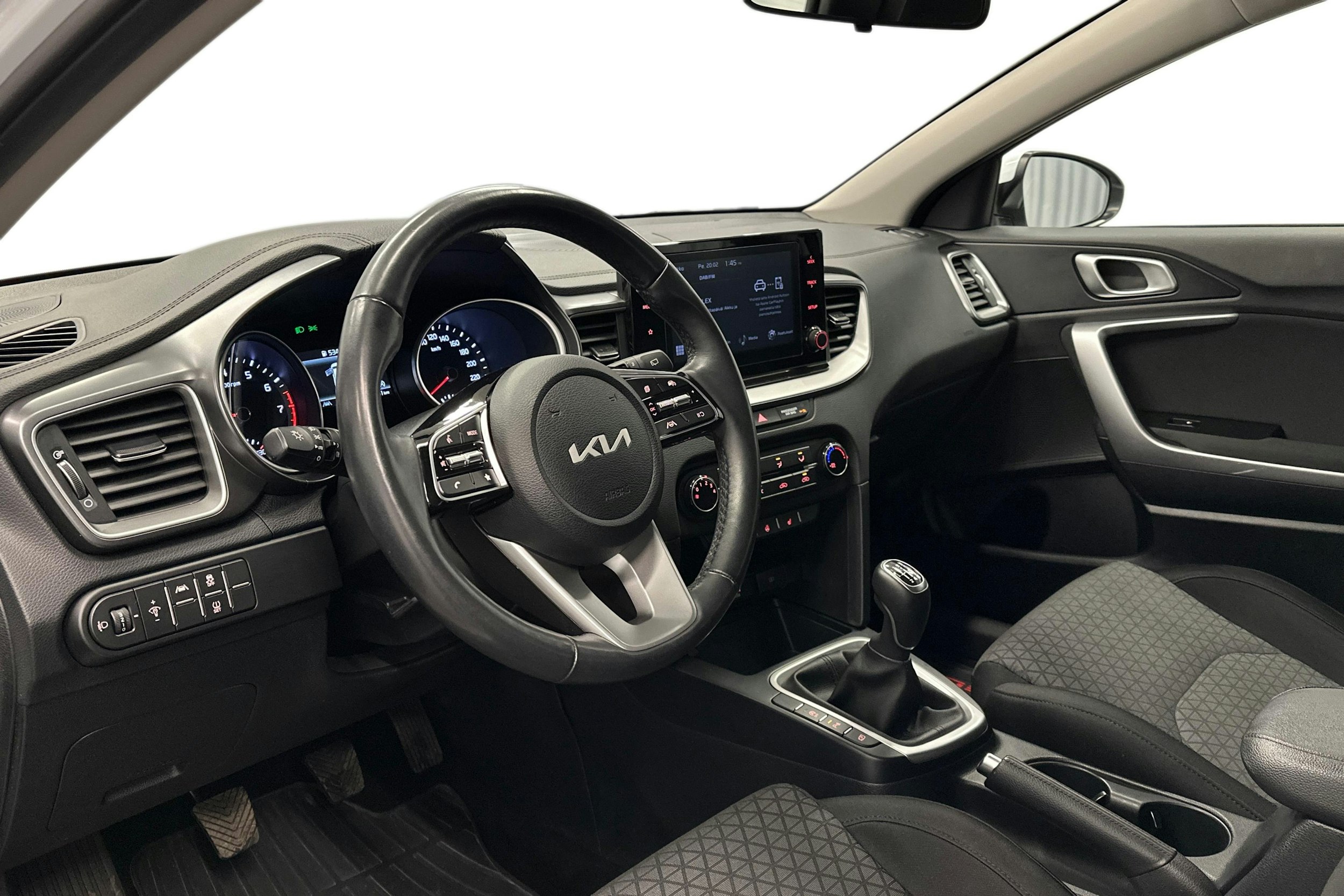 valkoinen Kia Ceed 2022 kuva 7.