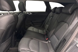 harmaa Kia Ceed 2023 kuva 10.