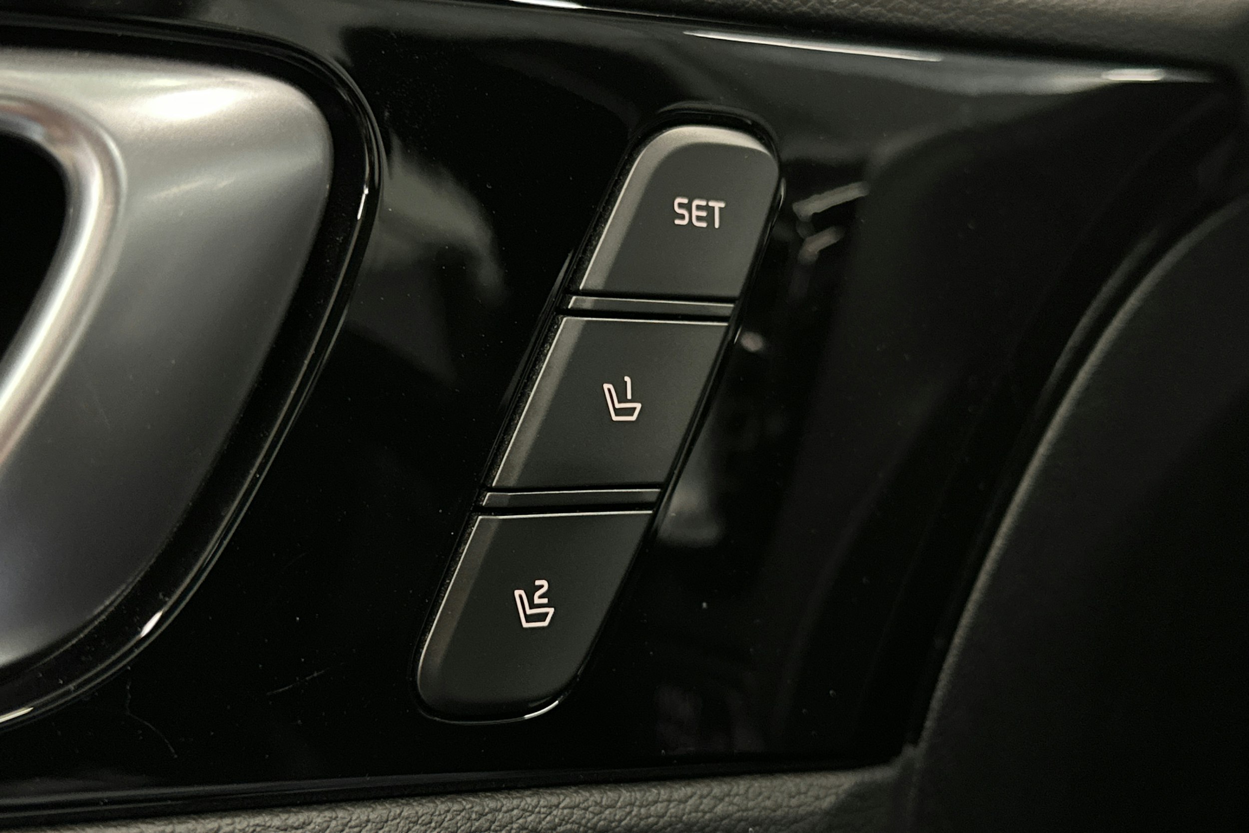 harmaa Kia Ceed 2023 kuva 18.