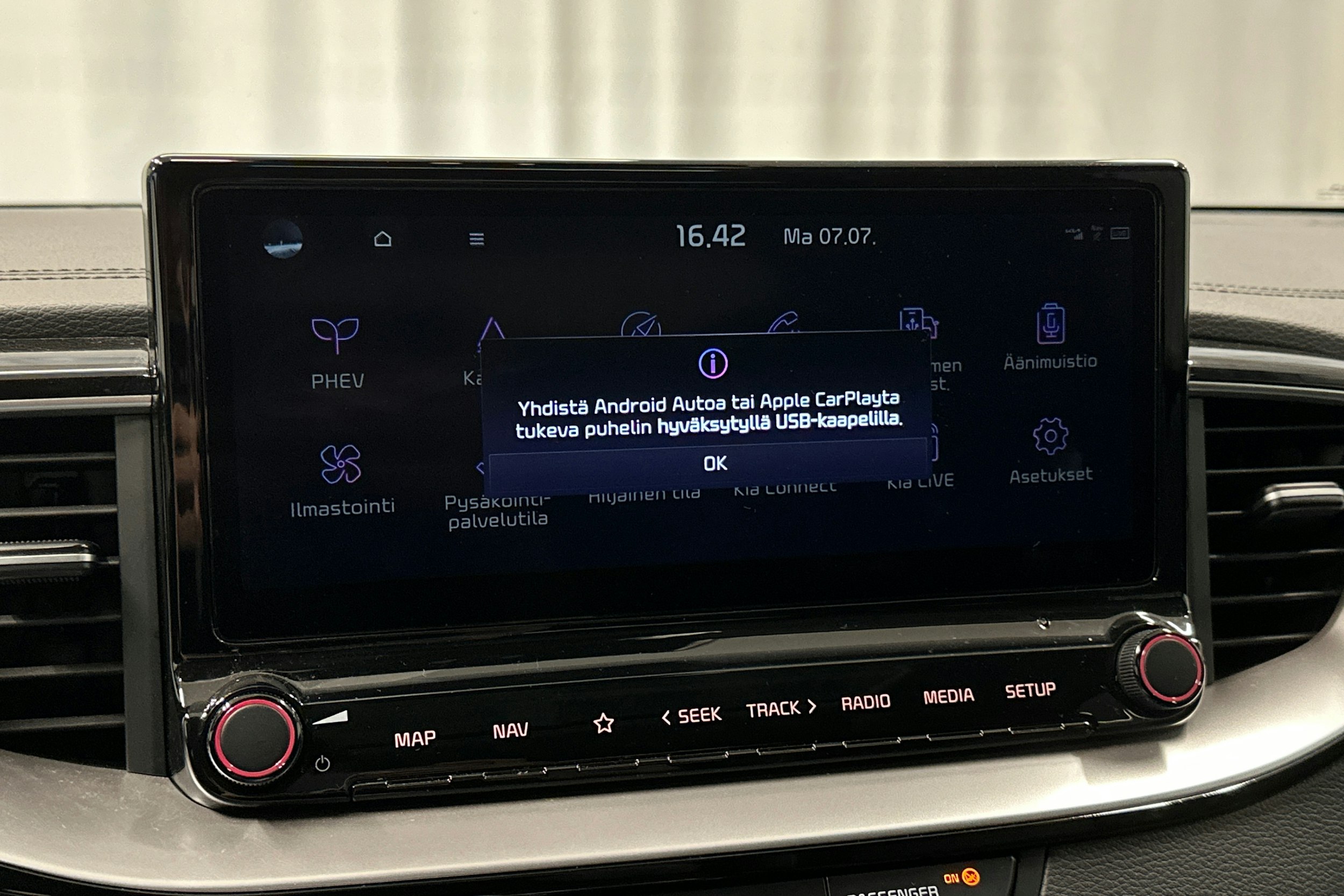 harmaa Kia Ceed 2023 kuva 24.