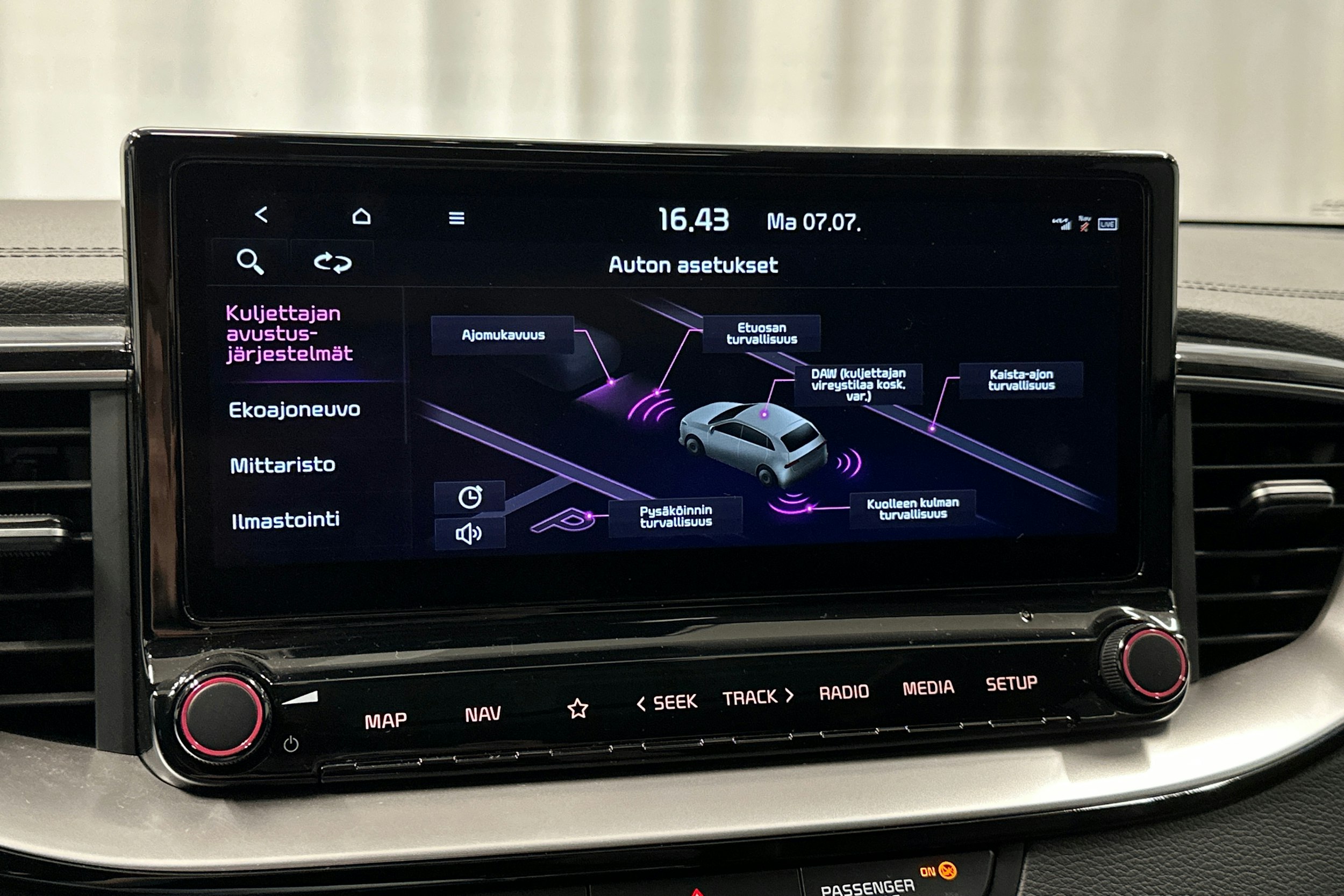 harmaa Kia Ceed 2023 kuva 25.