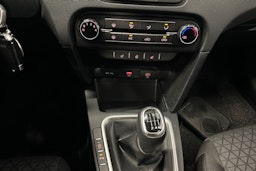 musta Kia Ceed 2023 kuva 20.