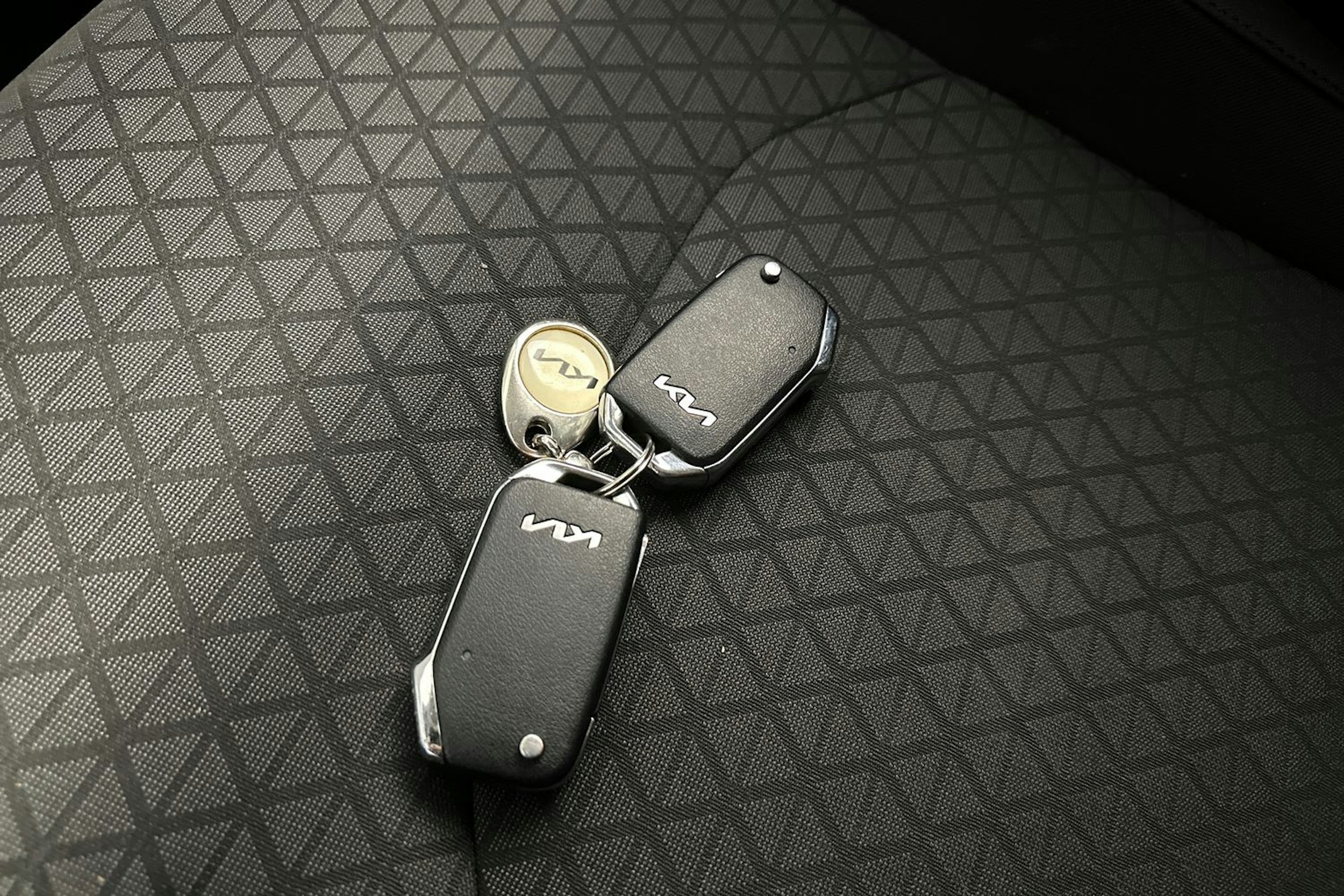 musta Kia Ceed 2023 kuva 22.