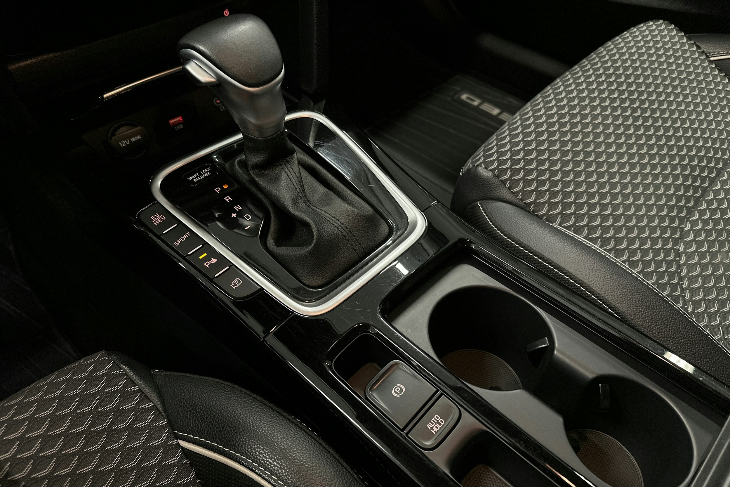 hopea Kia Ceed 2023 kuva 32.