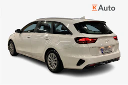 valkoinen Kia Ceed 2023 kuva 2.