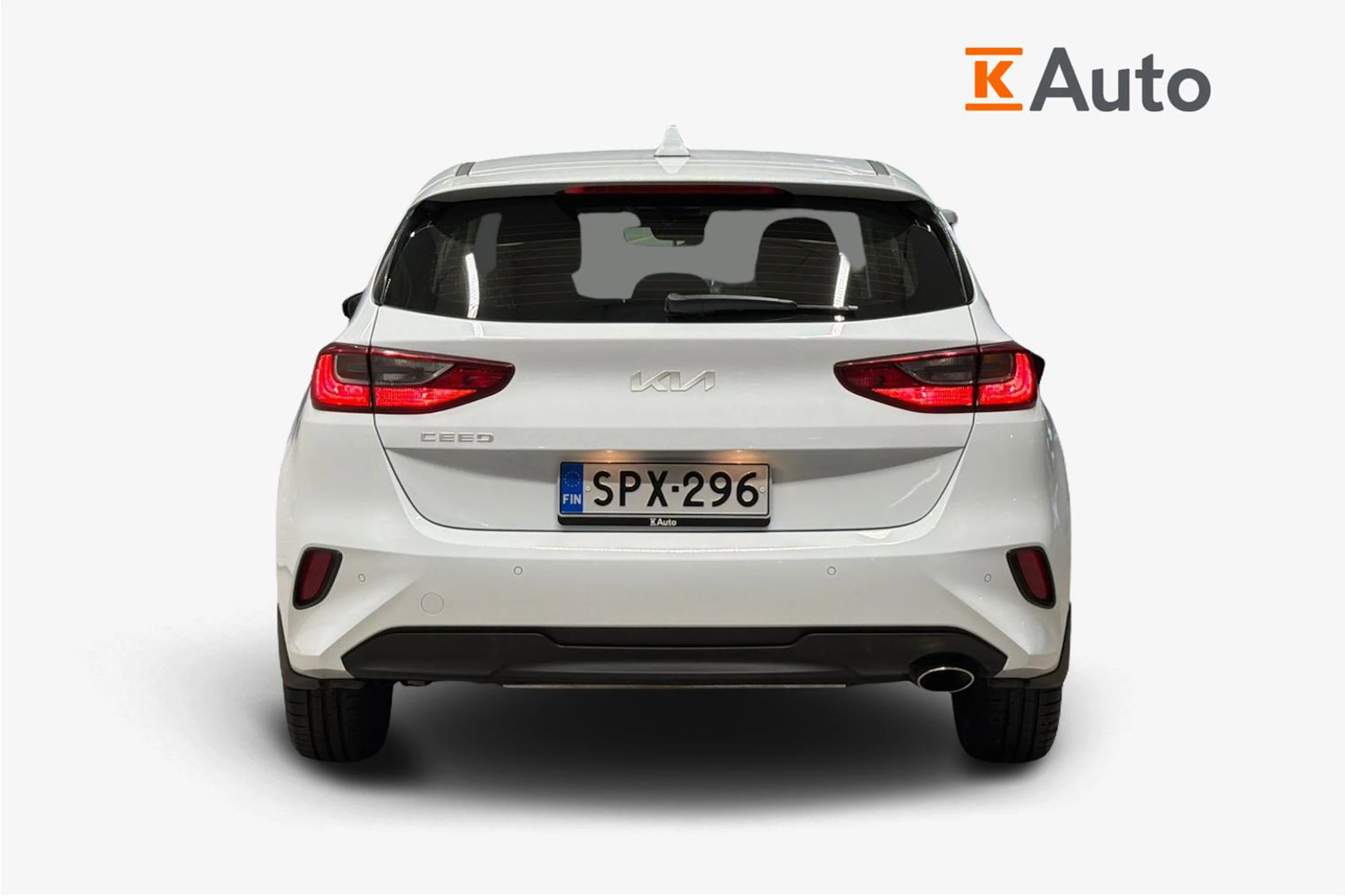 valkoinen Kia Ceed 2024 kuva 4.
